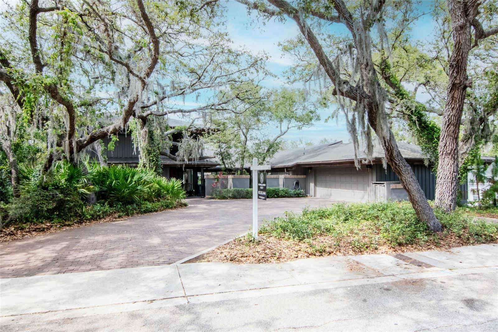 WEYBRIDGE WOODS - Residential