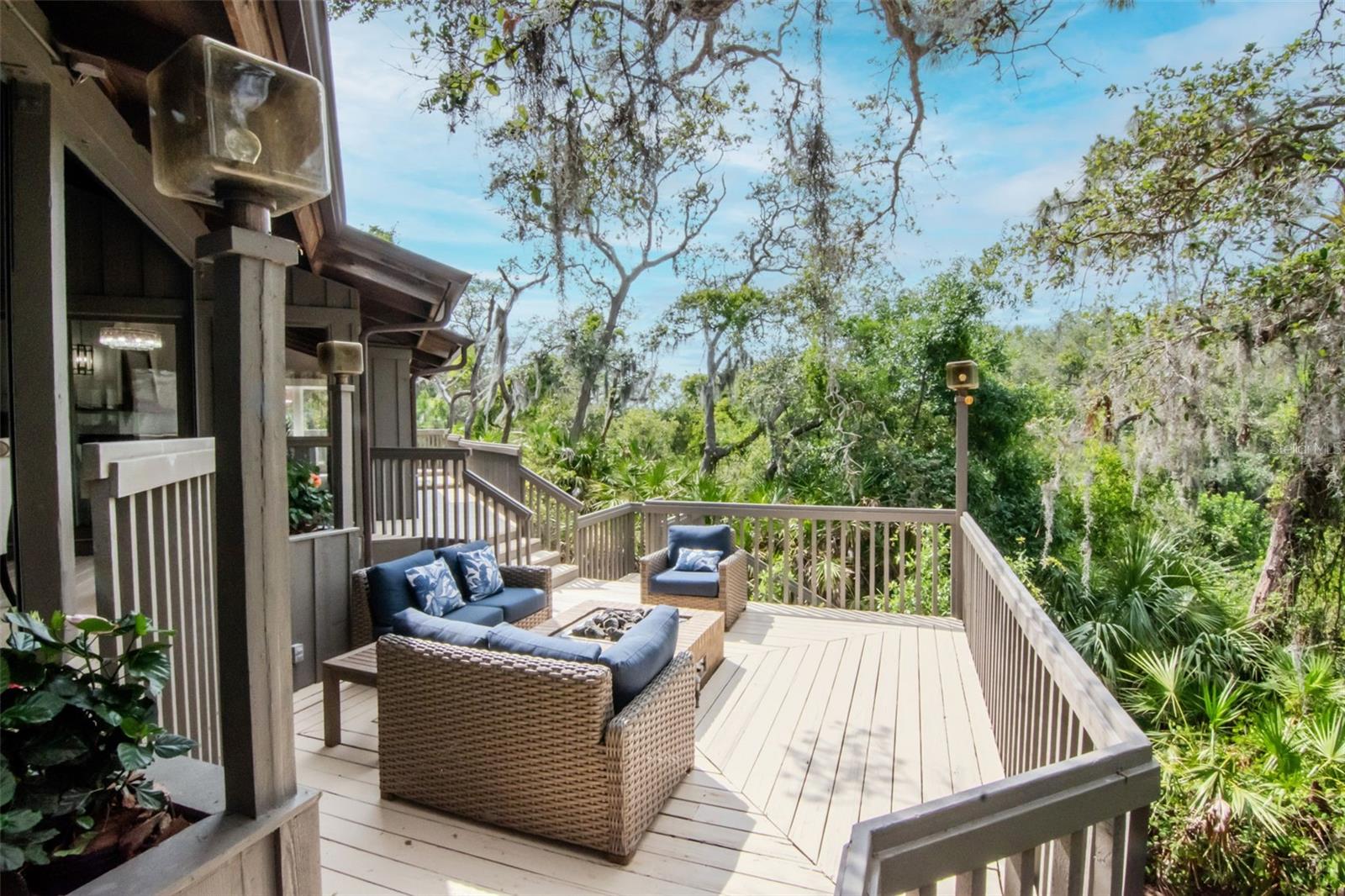 WEYBRIDGE WOODS - Residential