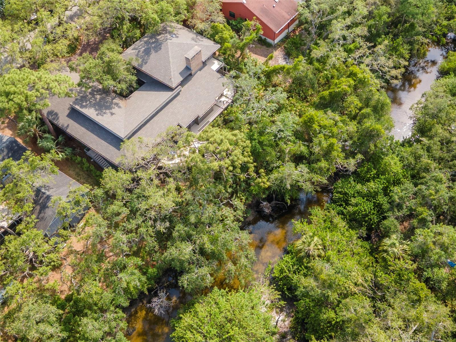 WEYBRIDGE WOODS - Residential