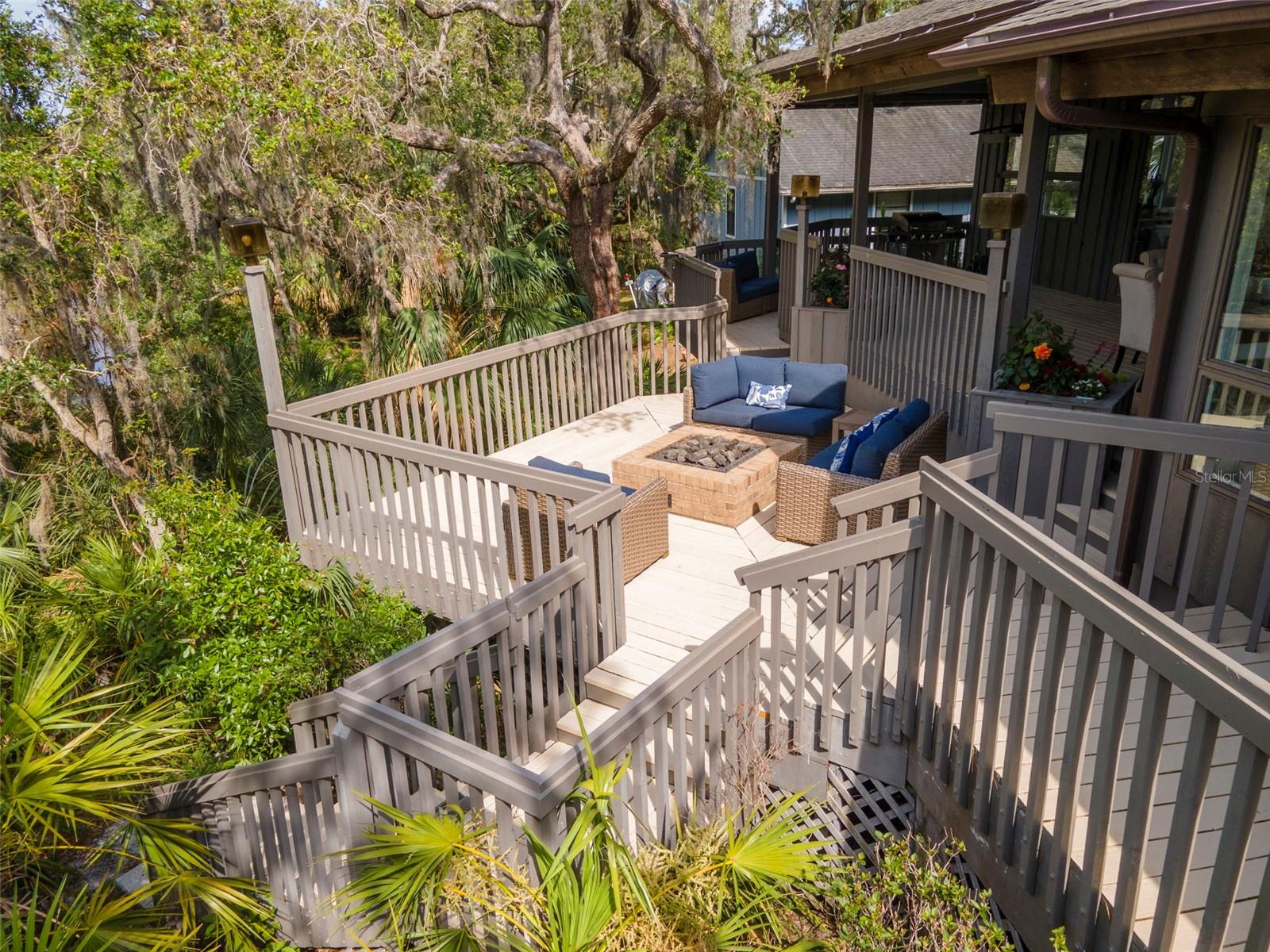 WEYBRIDGE WOODS - Residential