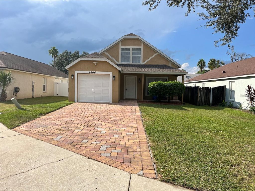 Photo of 1606 Tropicana Way, Valrico, FL 33594 (MLS # TB8507936)