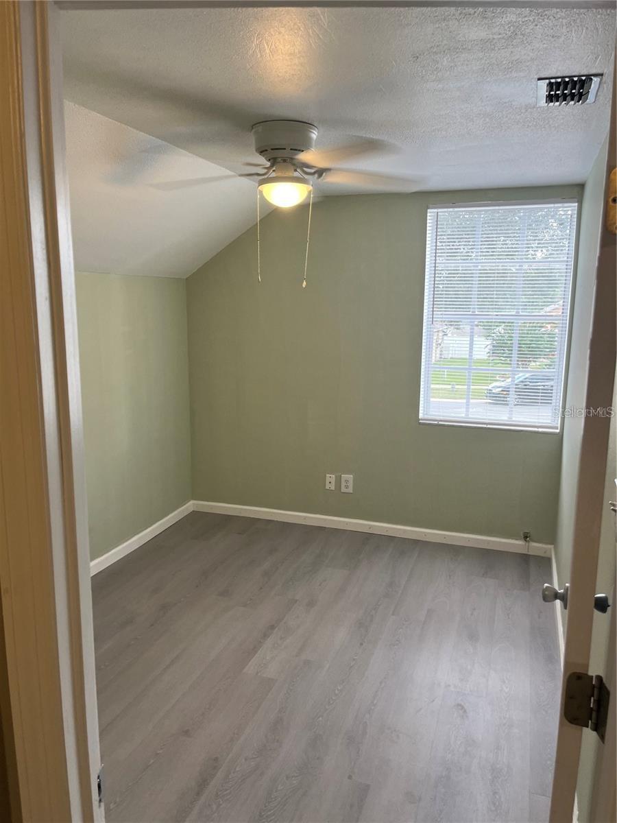 BRENTWOOD HILLS TRACT D E UNIT - Residential