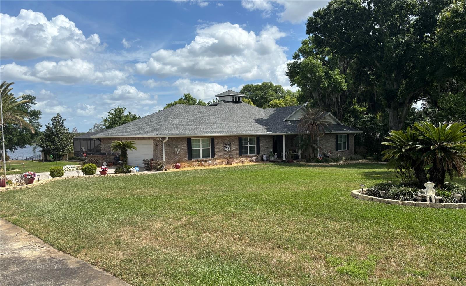 537 WOODLAWN CEMETERY ROAD