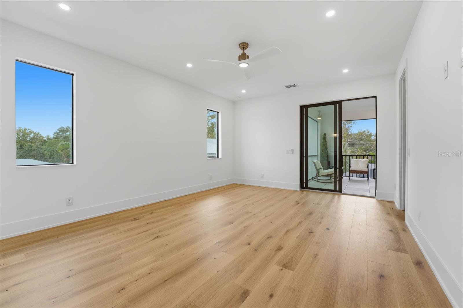 SINGLETARYS SUB - Residential