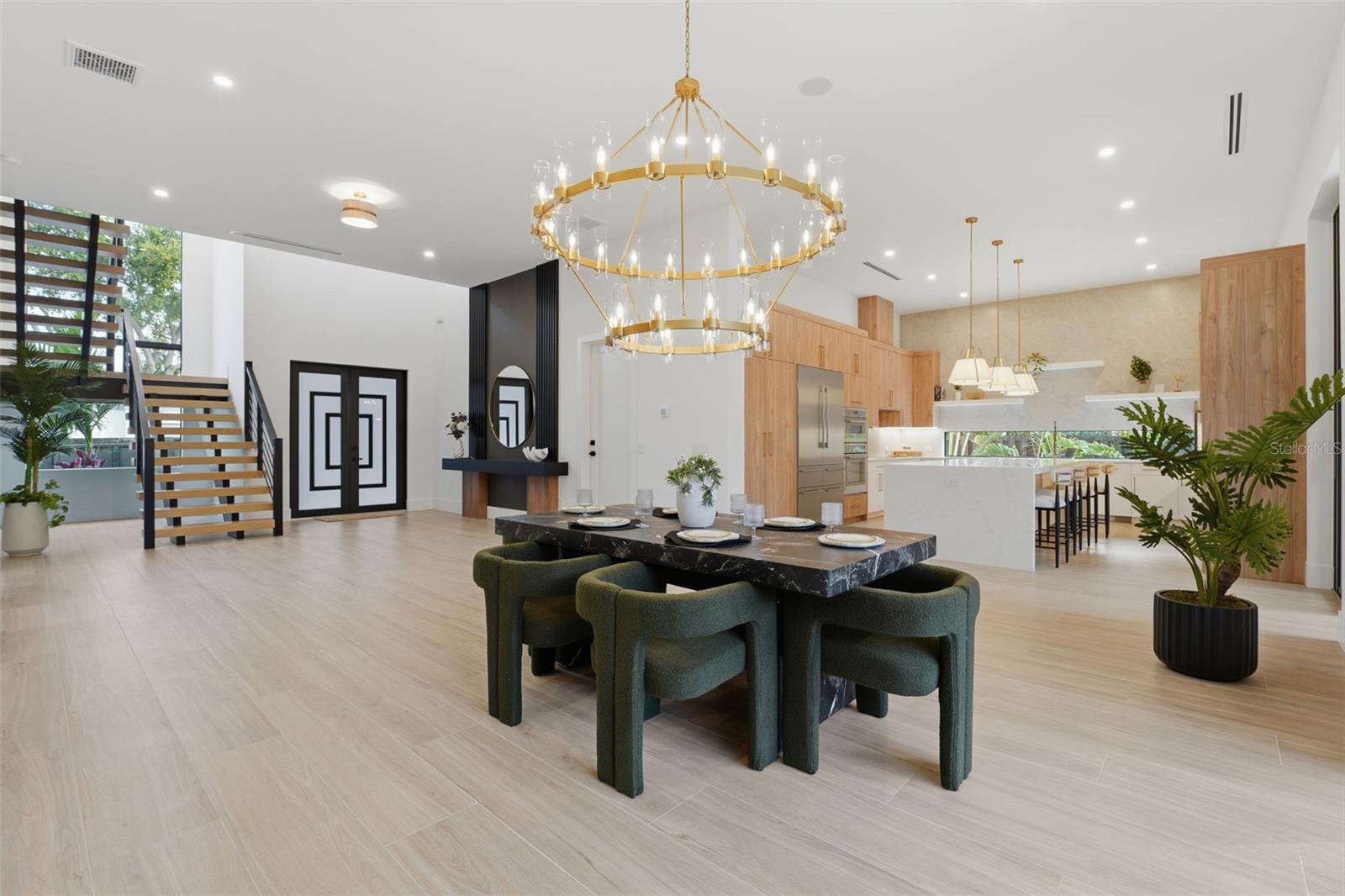 SINGLETARYS SUB - Residential