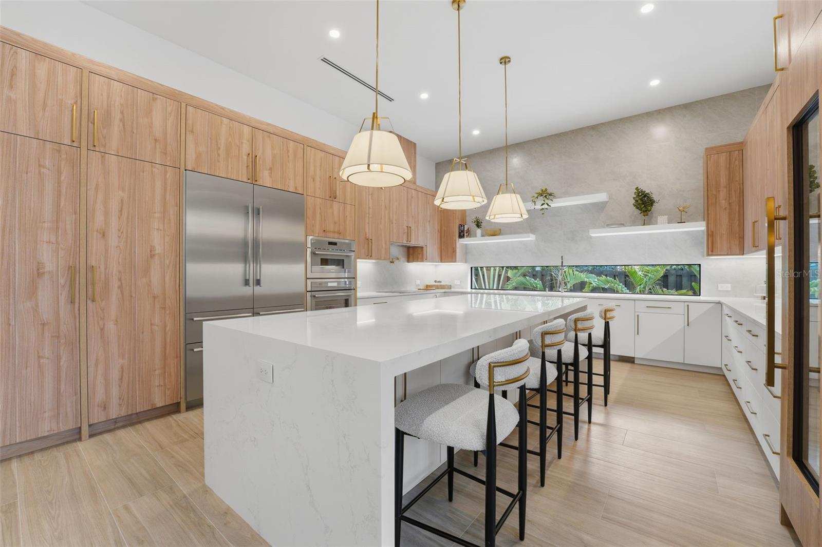 SINGLETARYS SUB - Residential