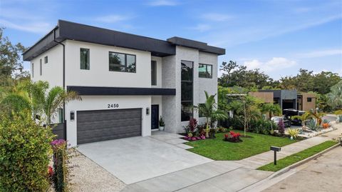 Photo of 2450 Hawthorne Street, Sarasota, FL 34239 (MLS # A4678470)