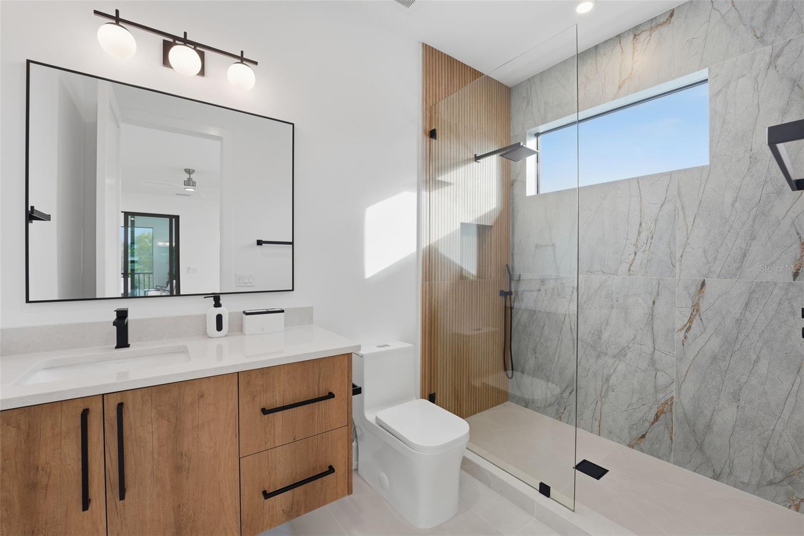 SINGLETARYS SUB - Residential