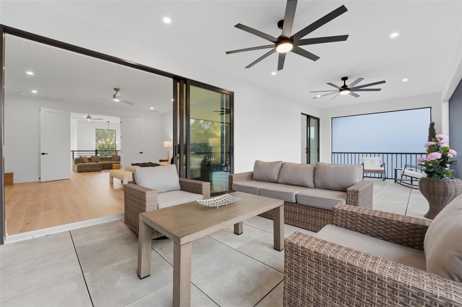 SINGLETARYS SUB - Residential