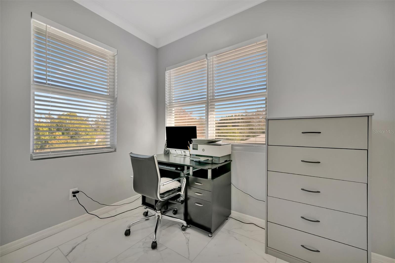 1994300; LORDS; LOT 9; PB 2/63 - Residential