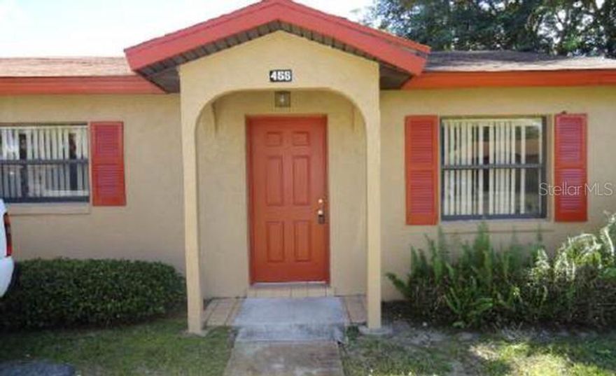 Nice recently renovated unit. Newer refrigerator, fans in bedroom, and flooring. Close to main street, Walmart and Sebring. Nice location