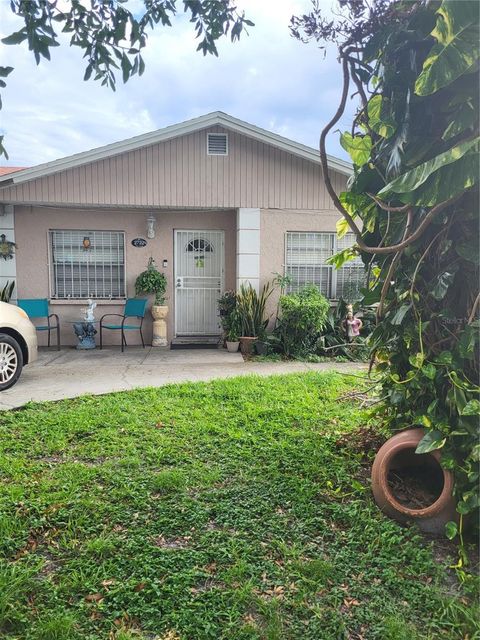 A home in TAMPA