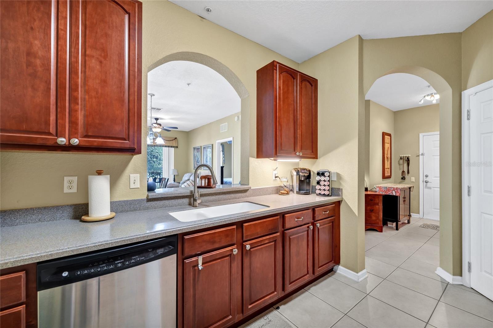 4114 BREAKVIEW DR DRIVE 10602