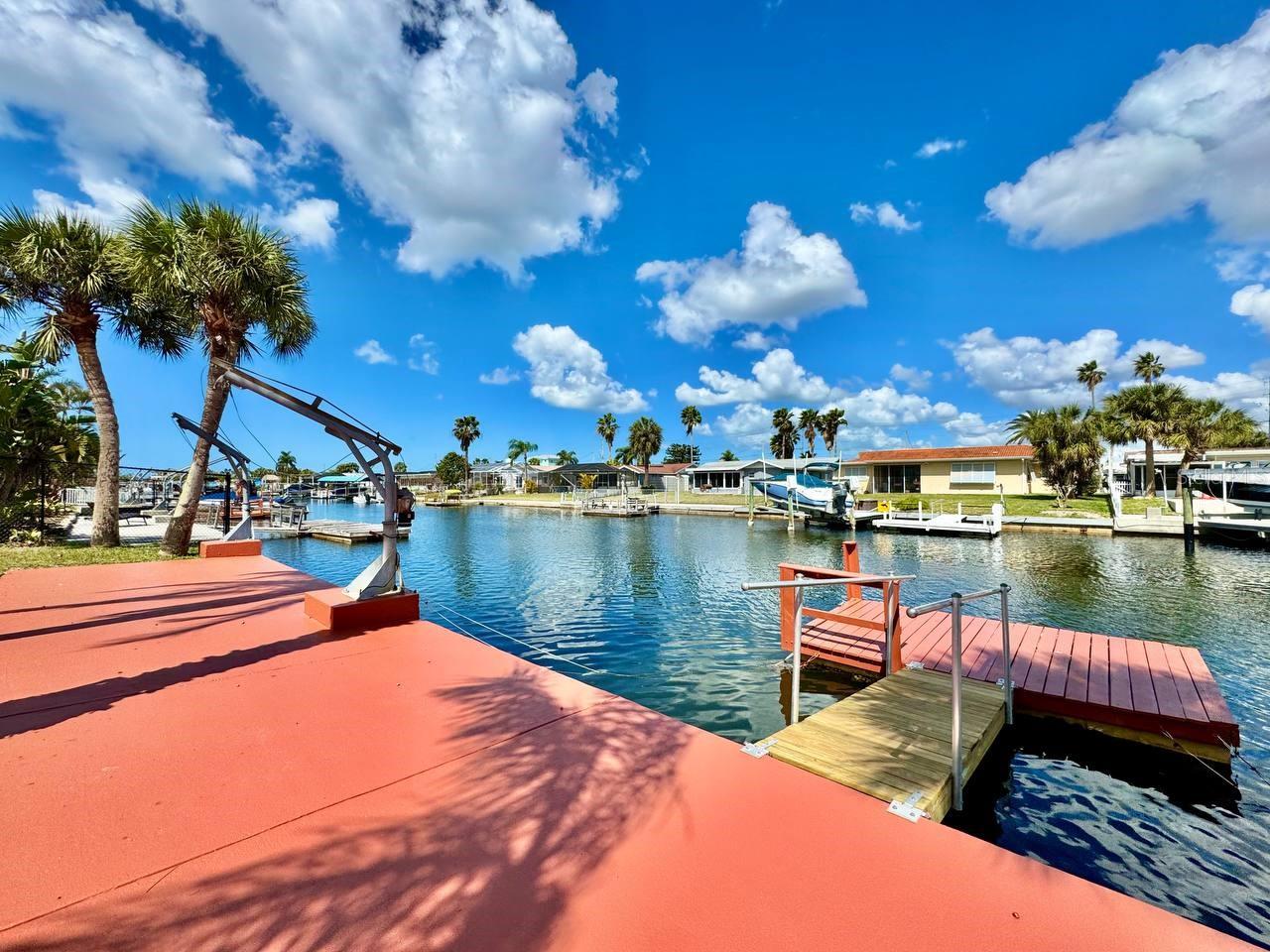 FLOR A MAR - Residential Lease