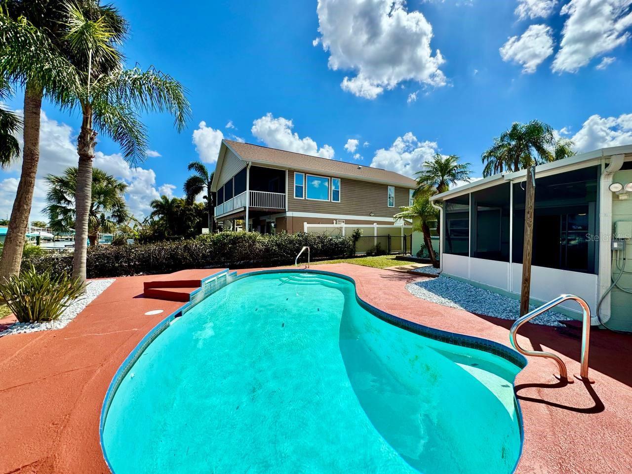 FLOR A MAR - Residential Lease