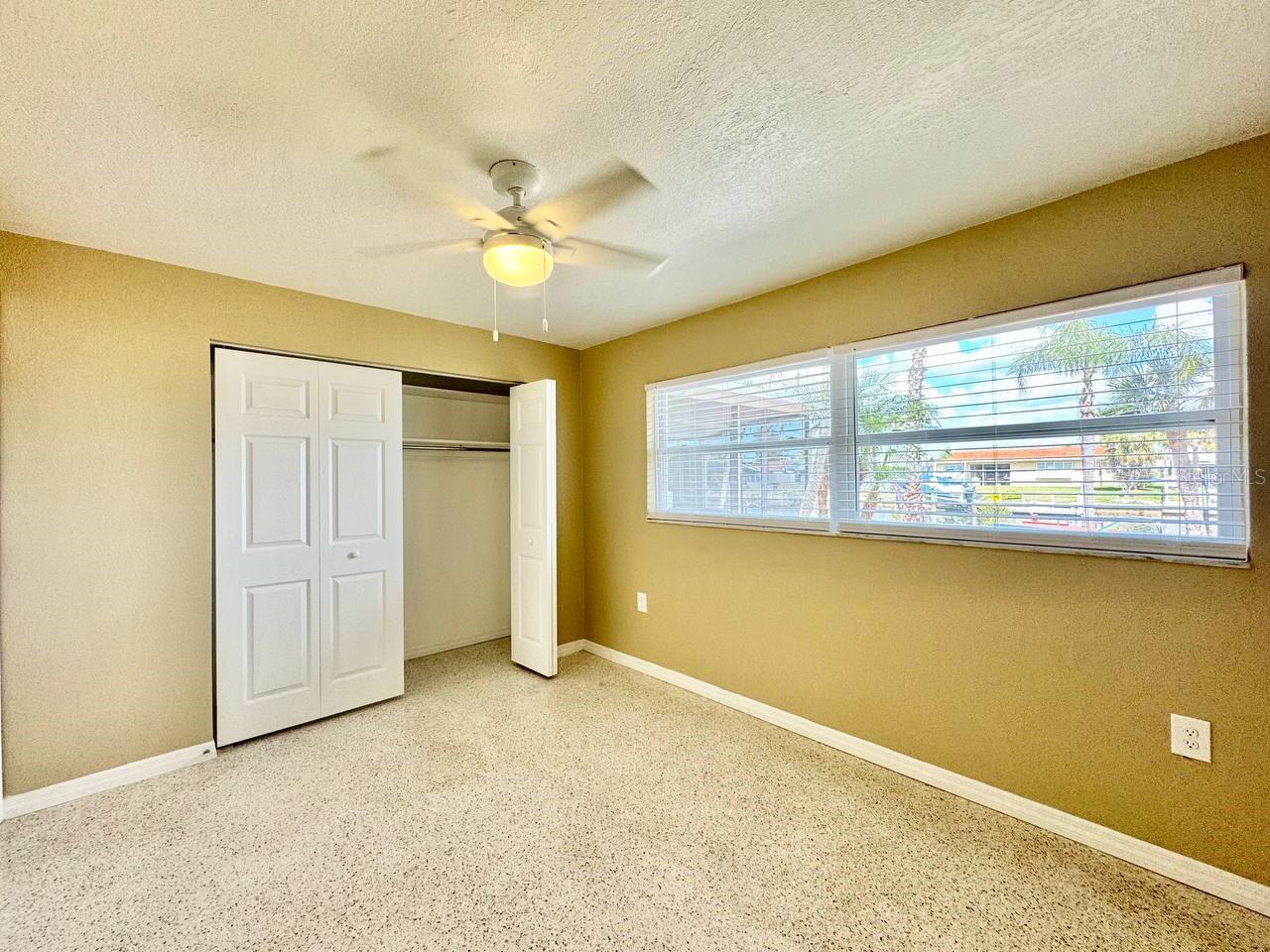 FLOR A MAR - Residential Lease