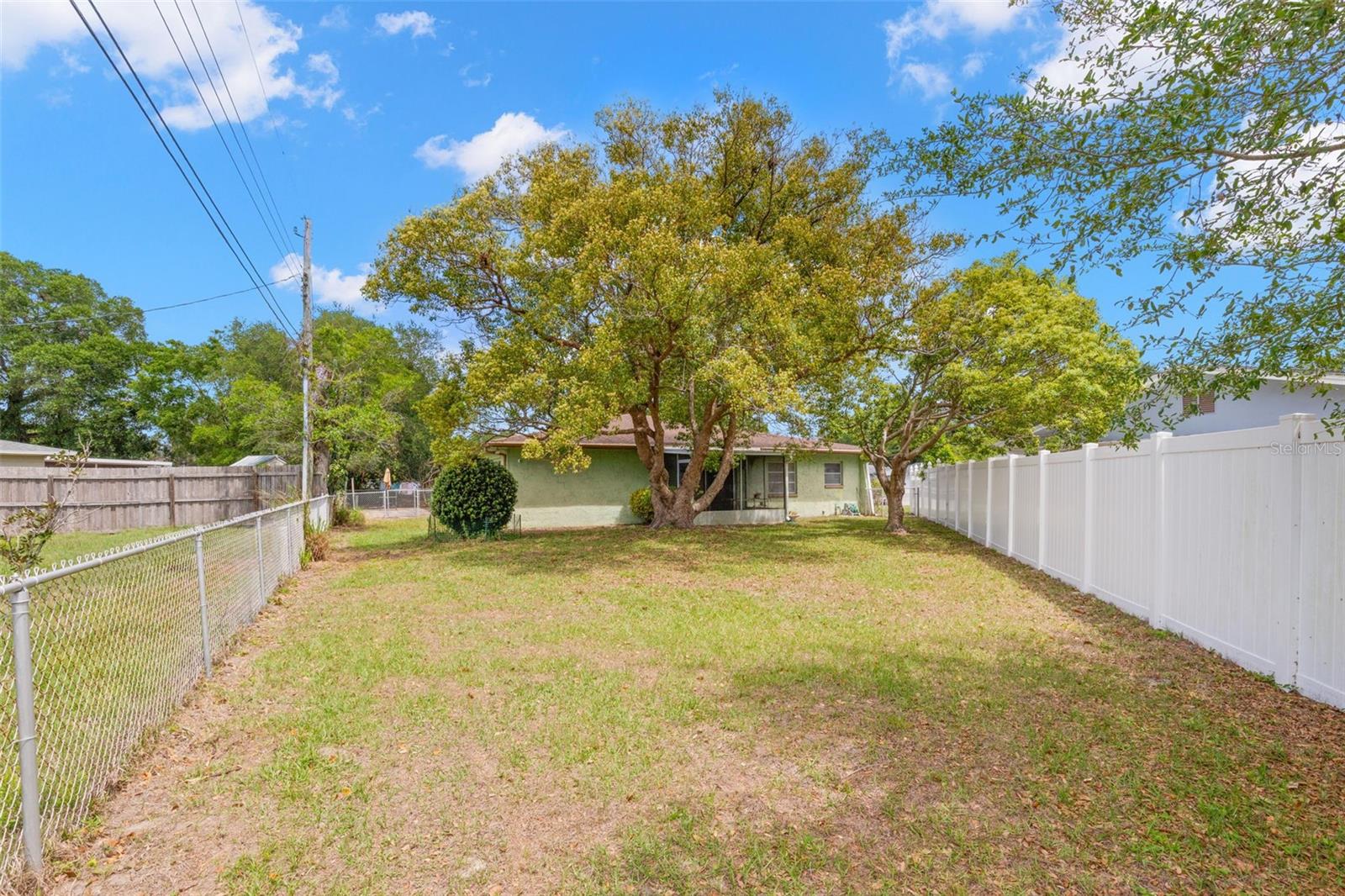 HERITAGE LANE - Residential Income