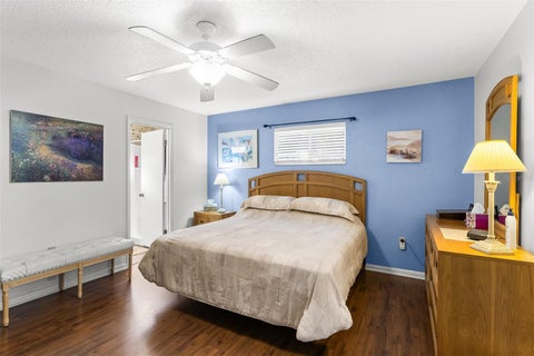 Tiny photo for 506 Galloway Court, Leesburg, FL 34788 (MLS # G5119441)