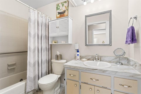 Tiny photo for 506 Galloway Court, Leesburg, FL 34788 (MLS # G5119441)