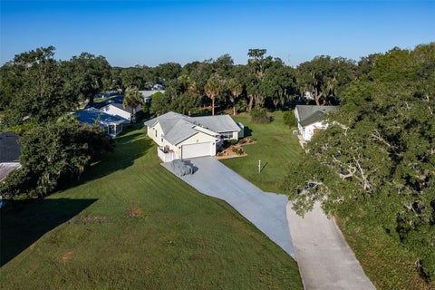 Tiny photo for 506 Galloway Court, Leesburg, FL 34788 (MLS # G5119441)