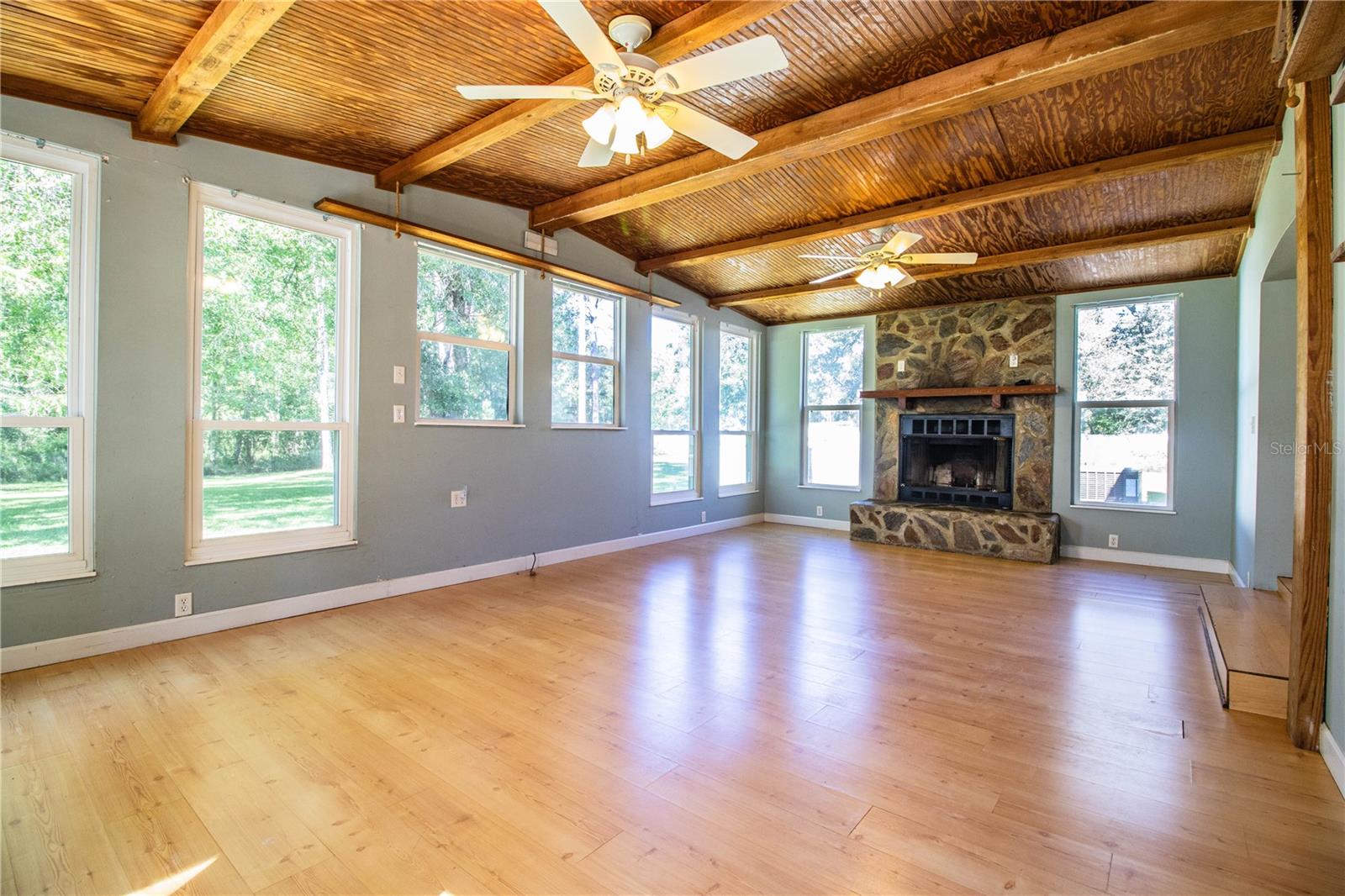 WOOD VIEW - Residential