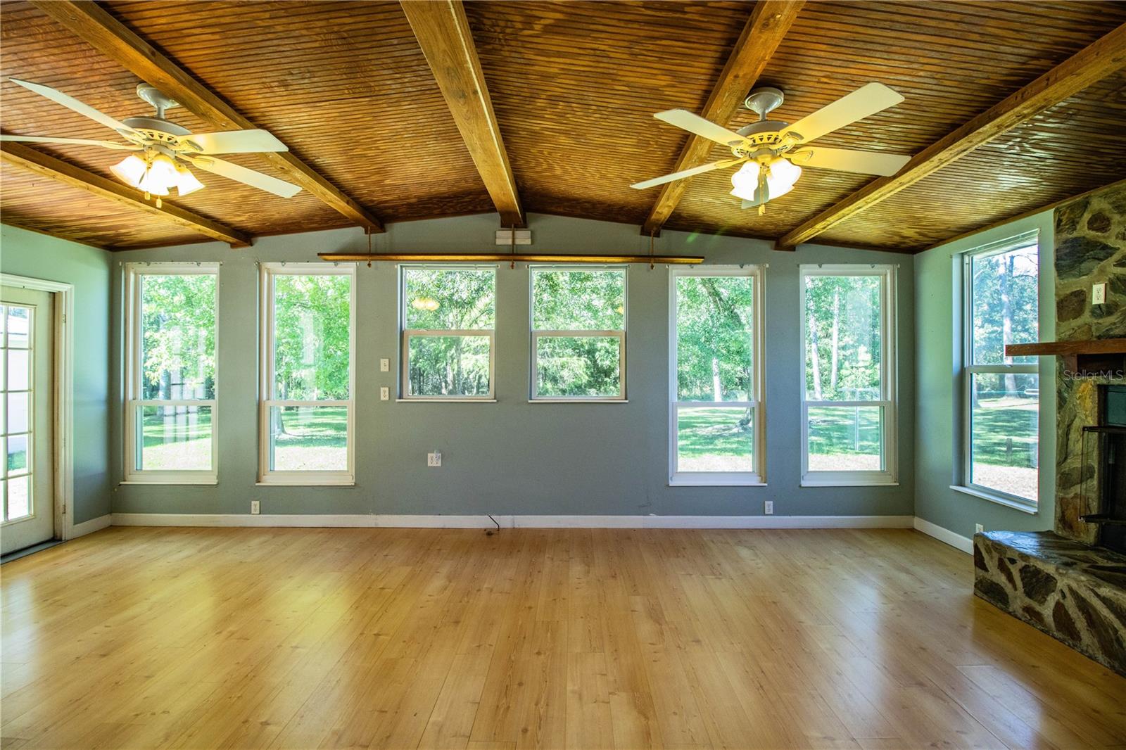 WOOD VIEW - Residential