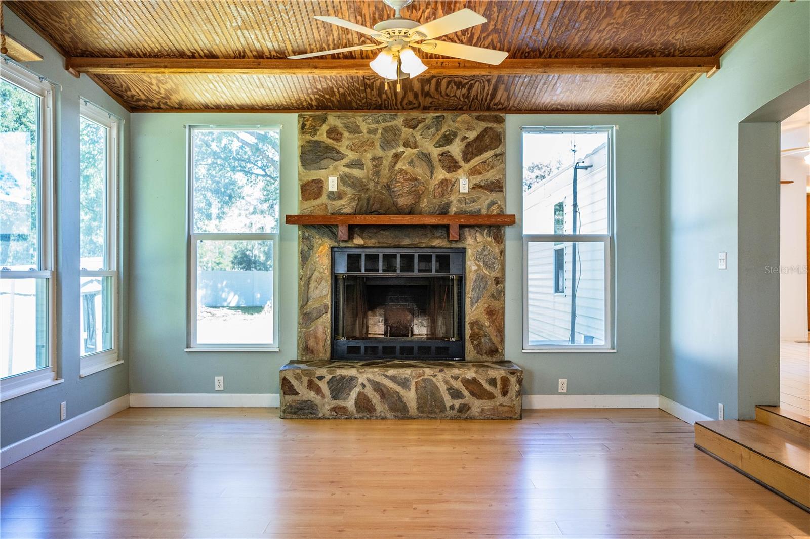 WOOD VIEW - Residential