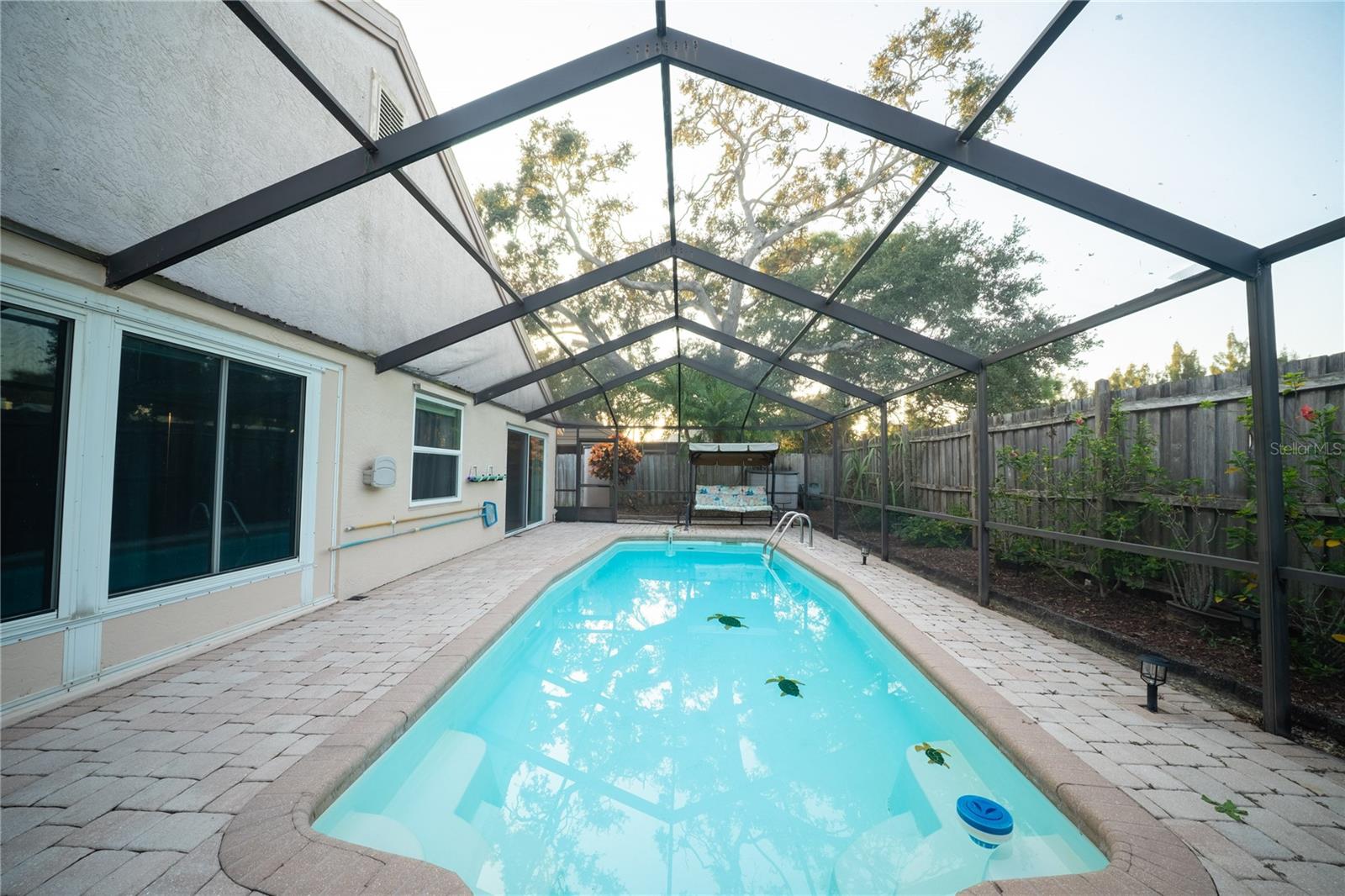 LONGBROOKE SUB UNIT ONE - Residential