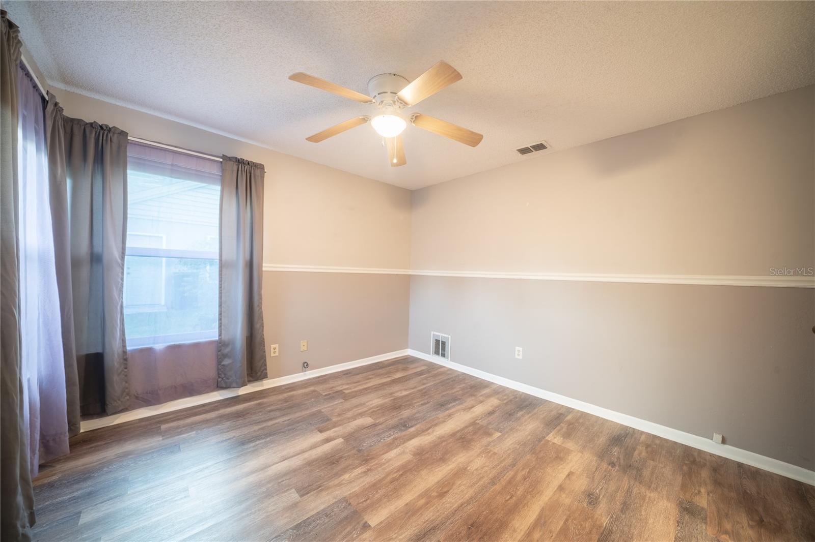 LONGBROOKE SUB UNIT ONE - Residential