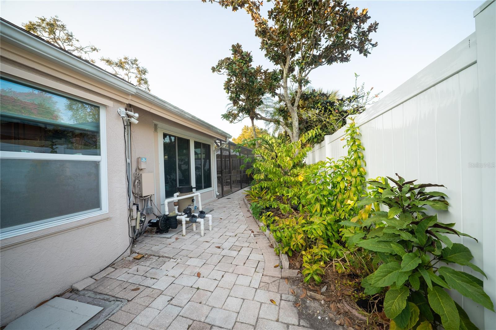 LONGBROOKE SUB UNIT ONE - Residential