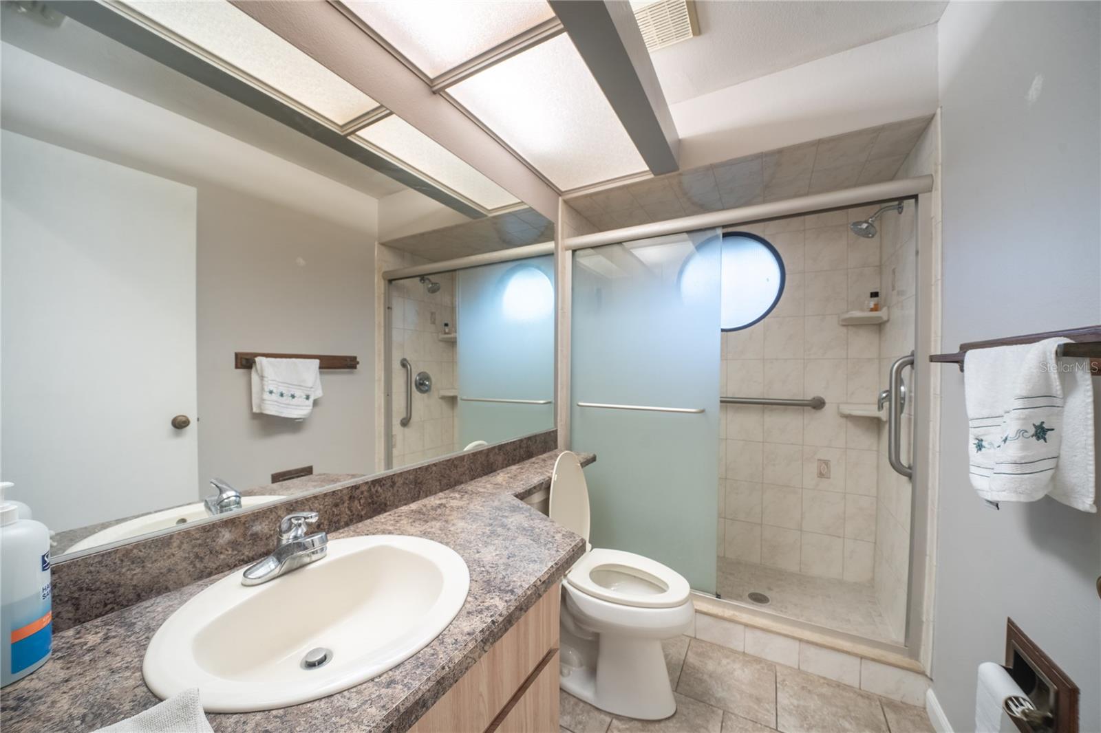 LONGBROOKE SUB UNIT ONE - Residential