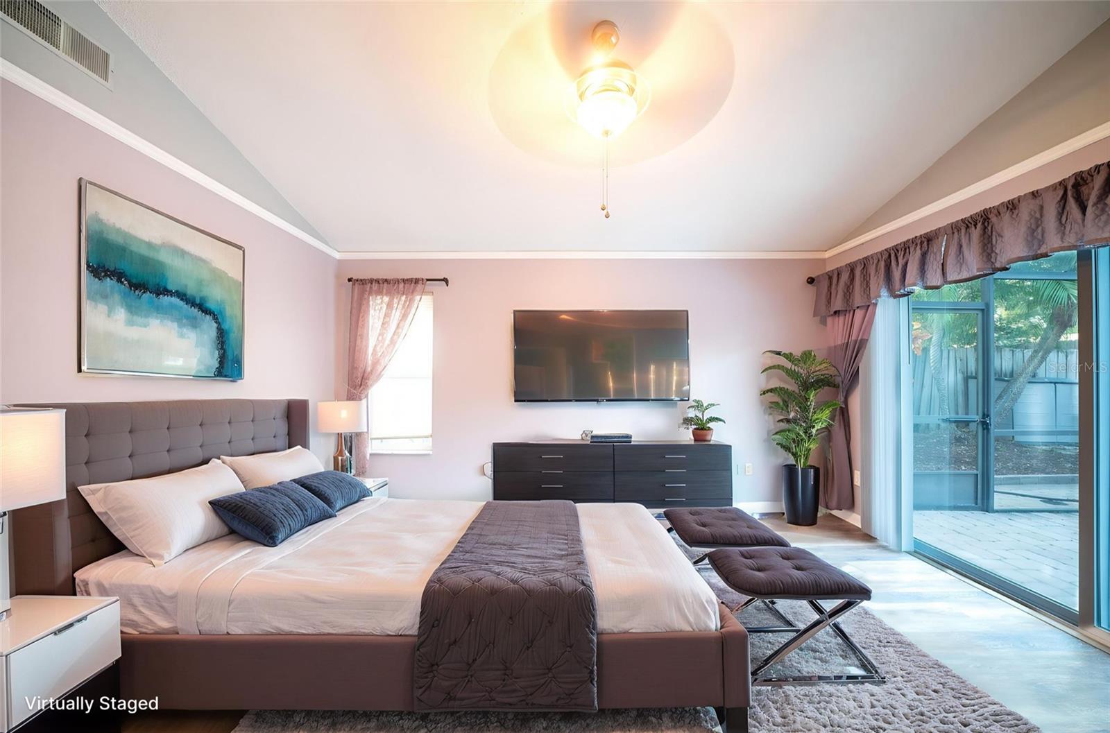 LONGBROOKE SUB UNIT ONE - Residential