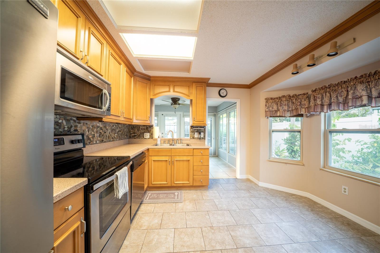 LONGBROOKE SUB UNIT ONE - Residential