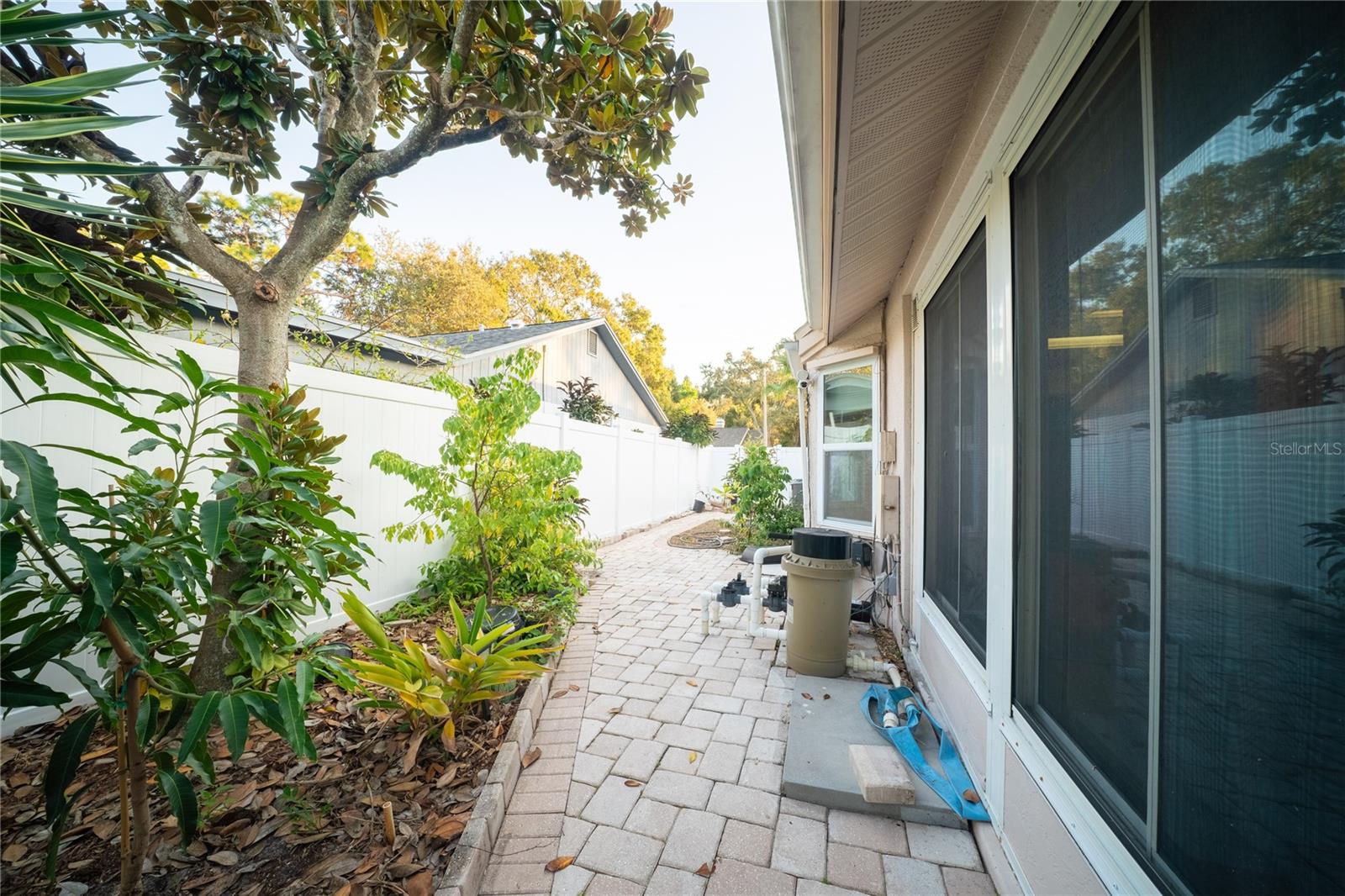 LONGBROOKE SUB UNIT ONE - Residential