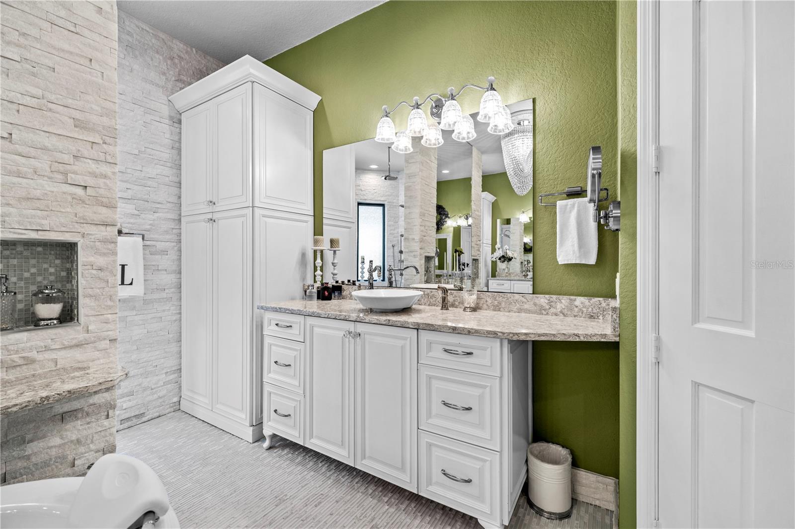 BAY LAKE RANCH UNIT 3 - Residential