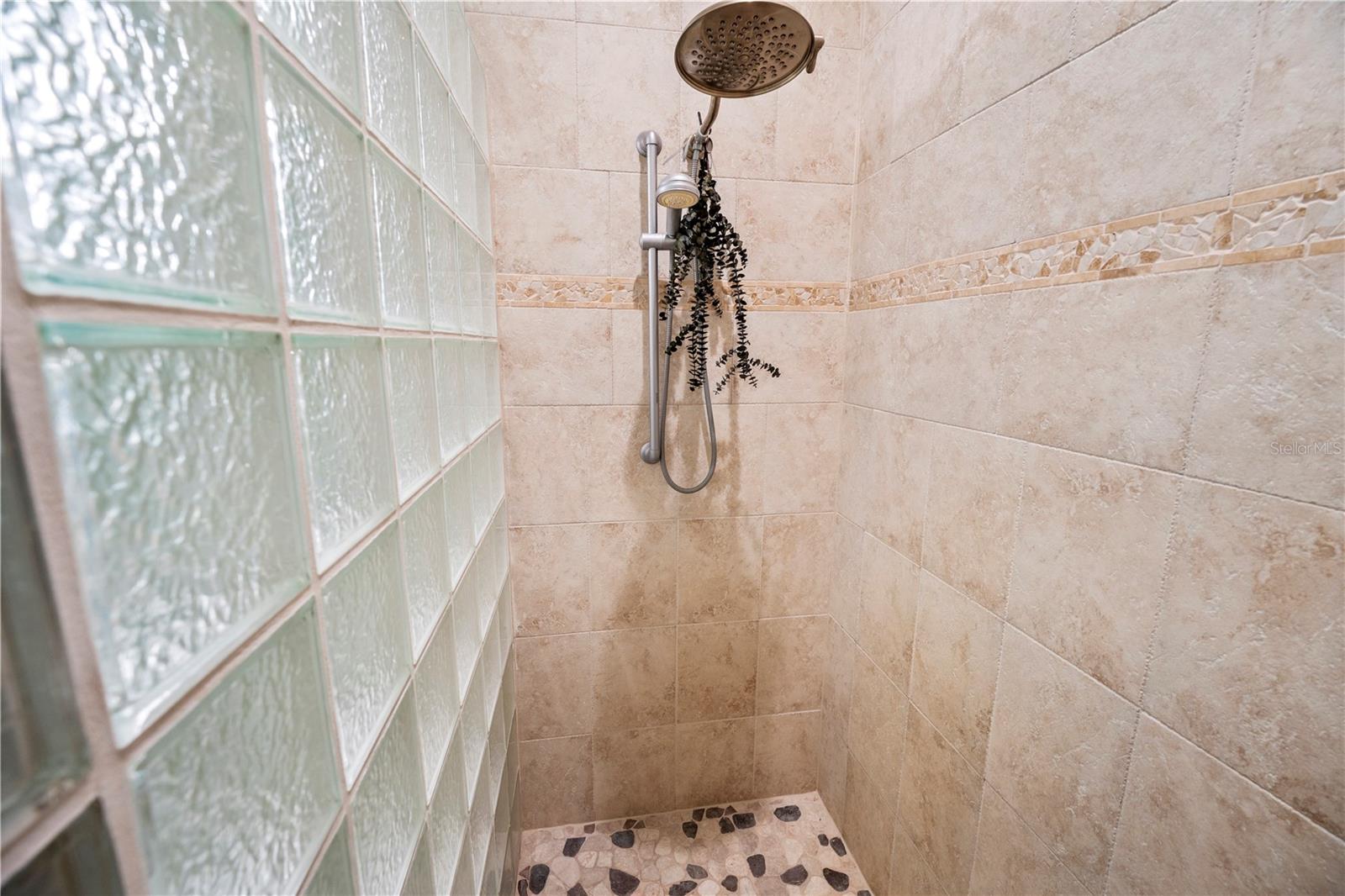 BAY LAKE RANCH UNIT 3 - Residential