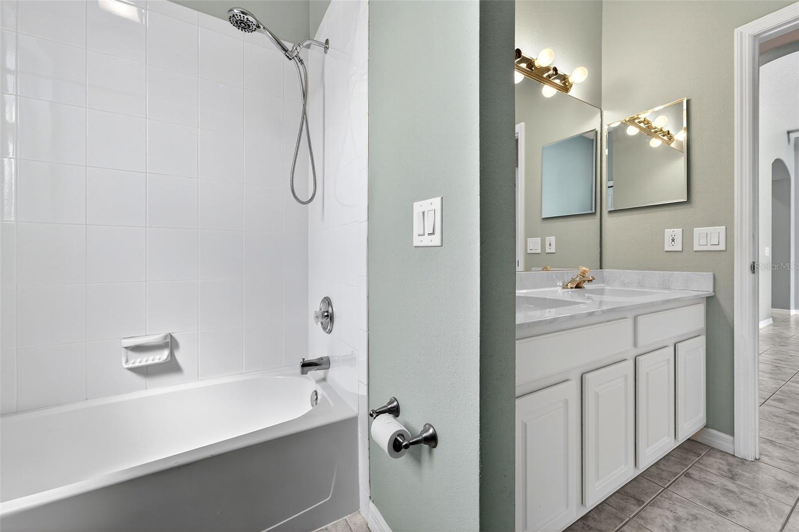 CARLYLE AT VILLAGES OF PALM-AIRE - Residential