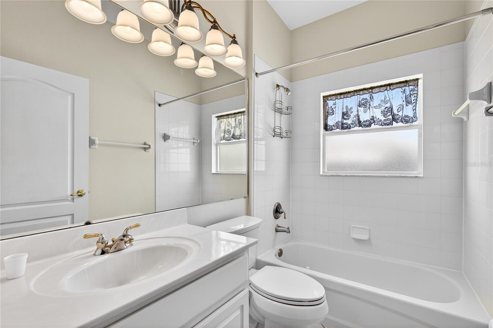 KINGS RIDGE - Residential