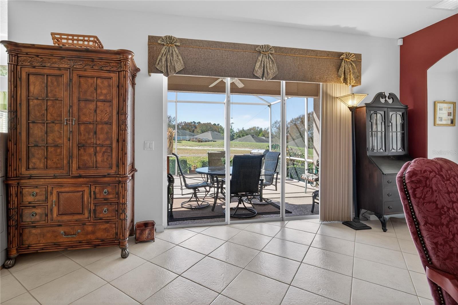 KINGS RIDGE - Residential