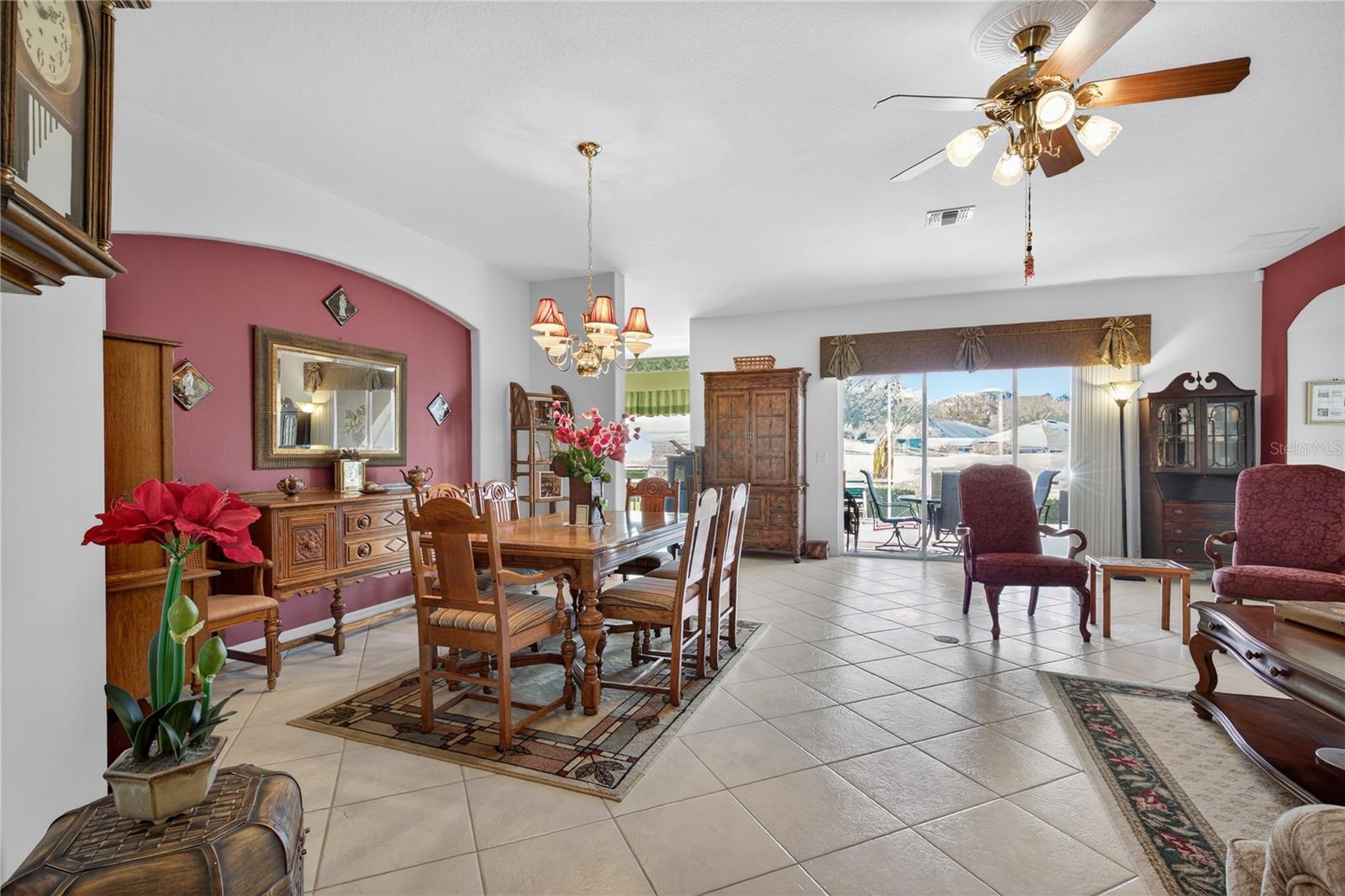 KINGS RIDGE - Residential