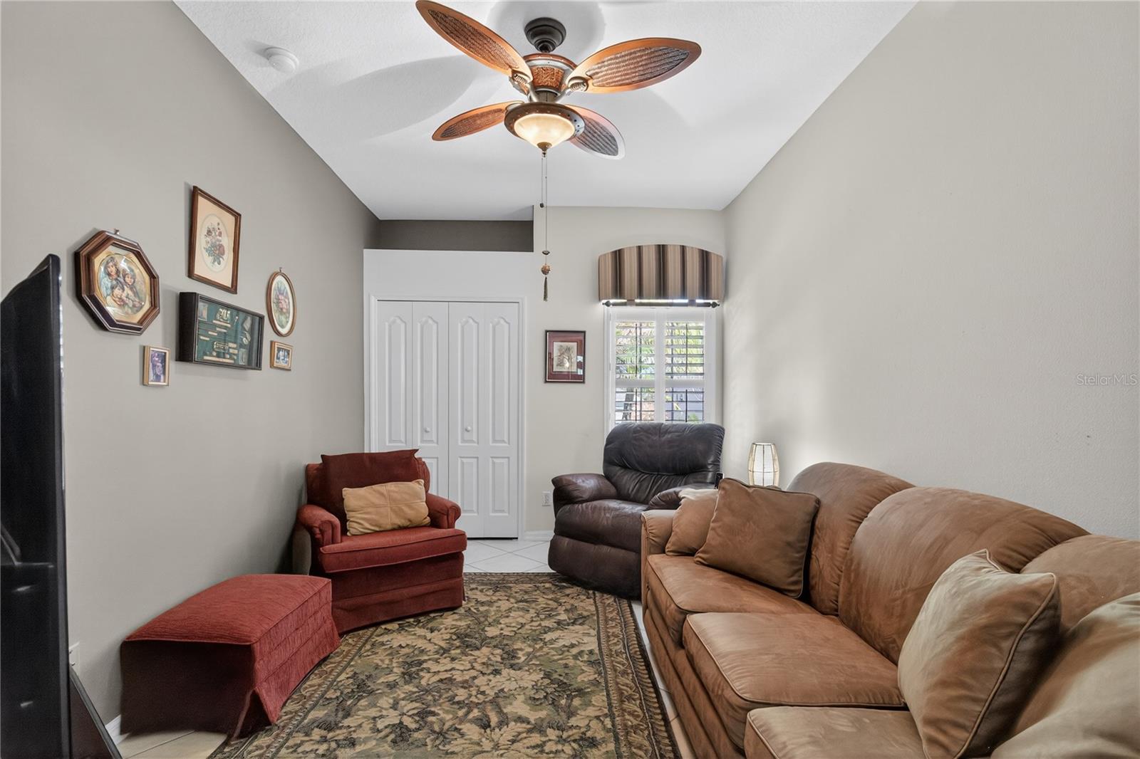 KINGS RIDGE - Residential