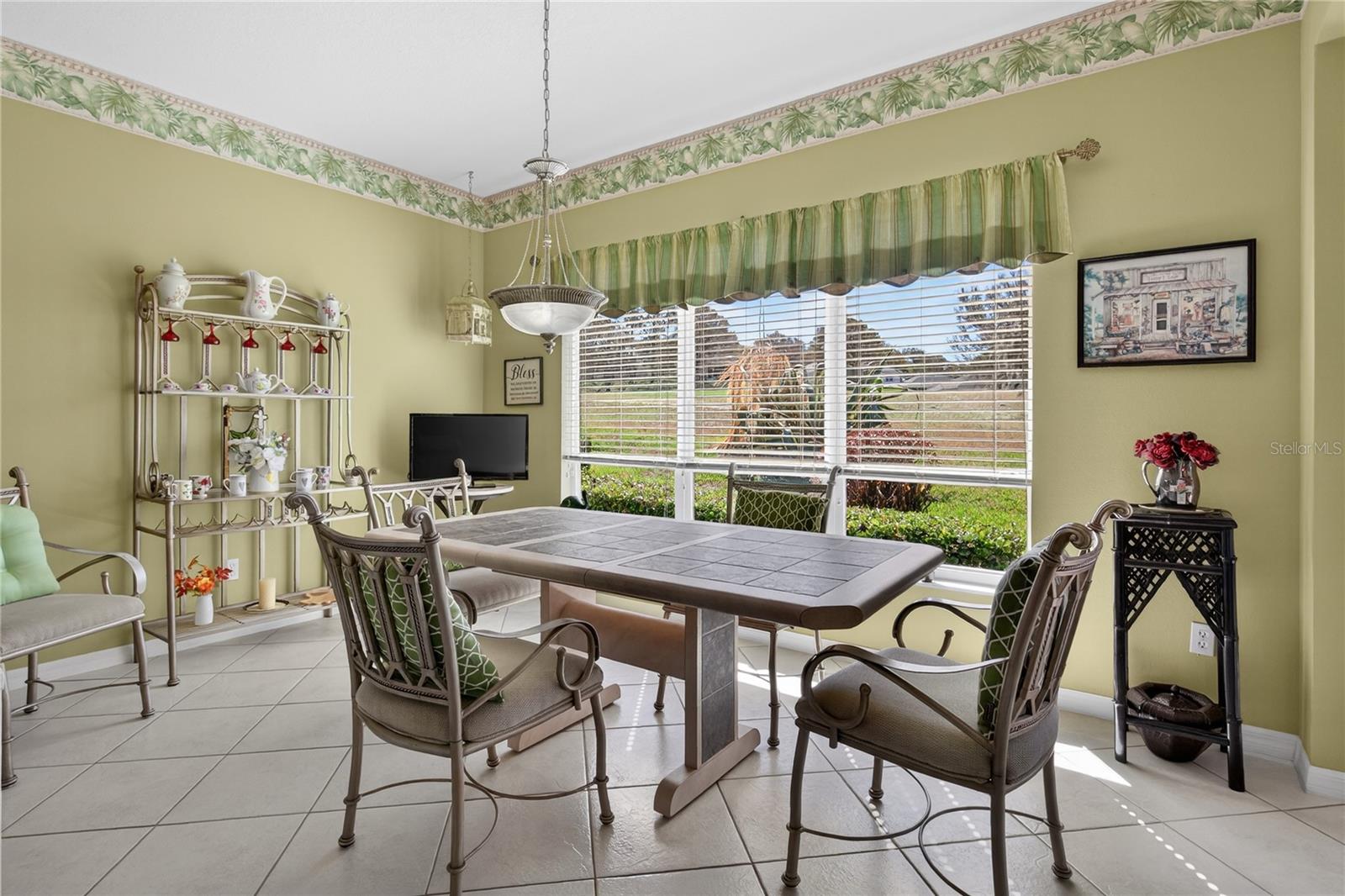 KINGS RIDGE - Residential