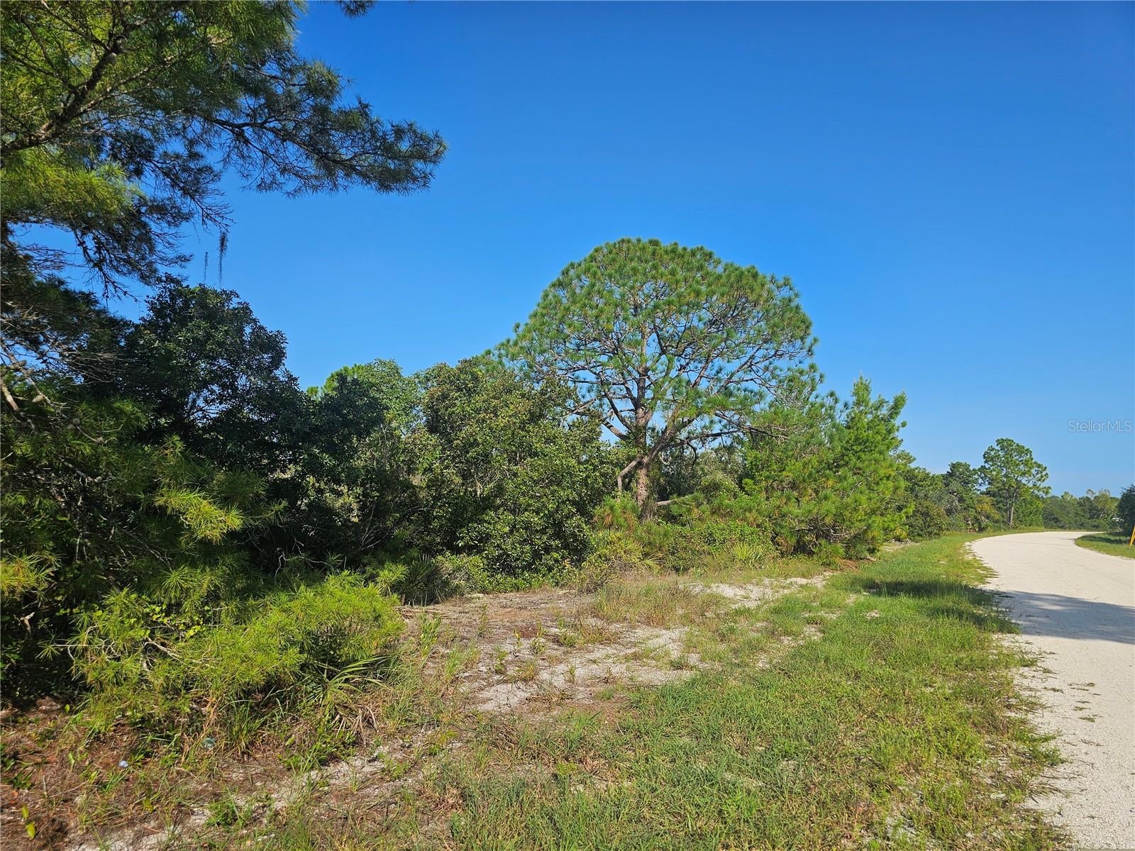 476 LAKE HELEN DRIVE