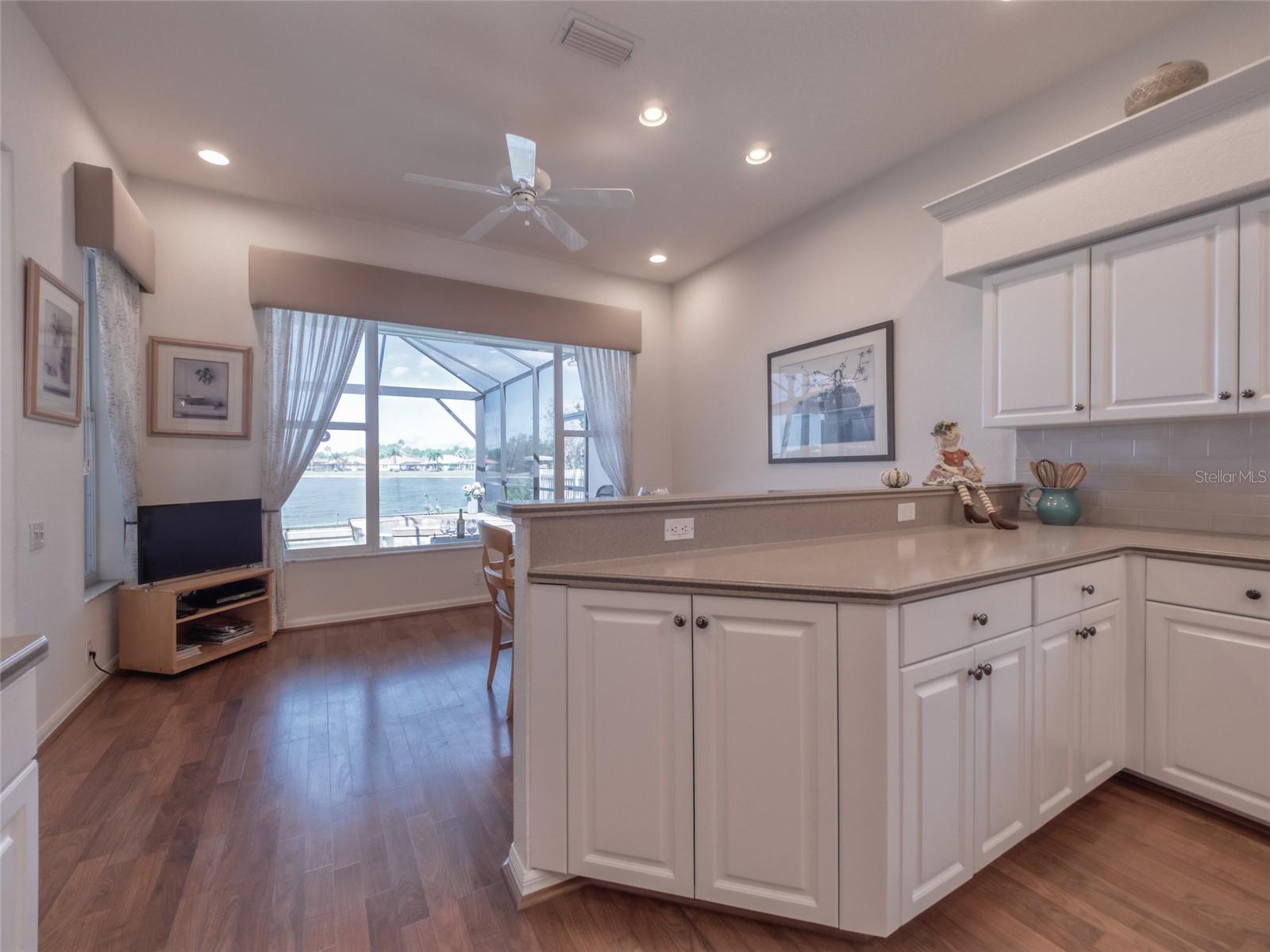 EDGEWATER VILLAGE SUBPHASE A - Residential