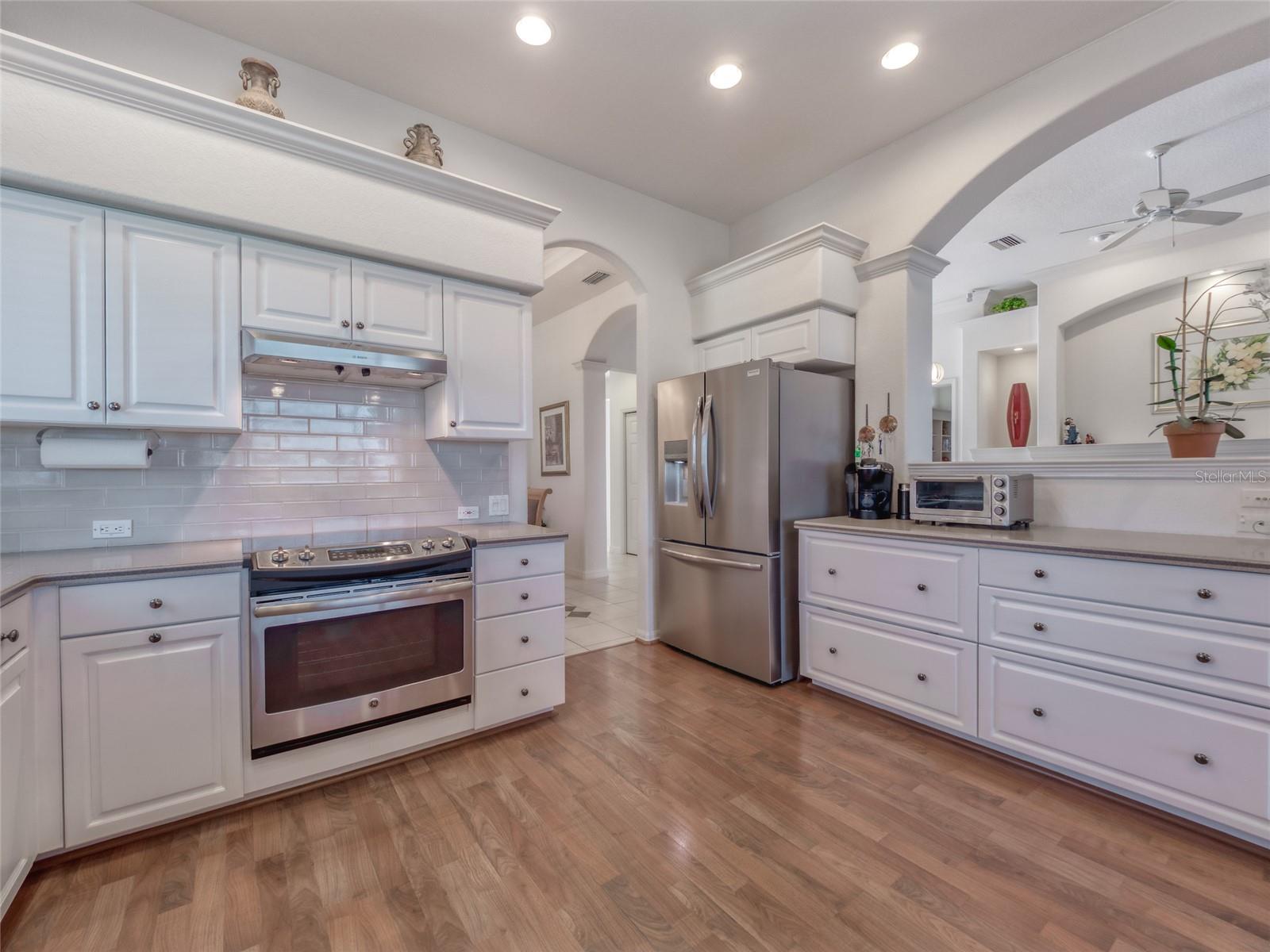 EDGEWATER VILLAGE SUBPHASE A - Residential