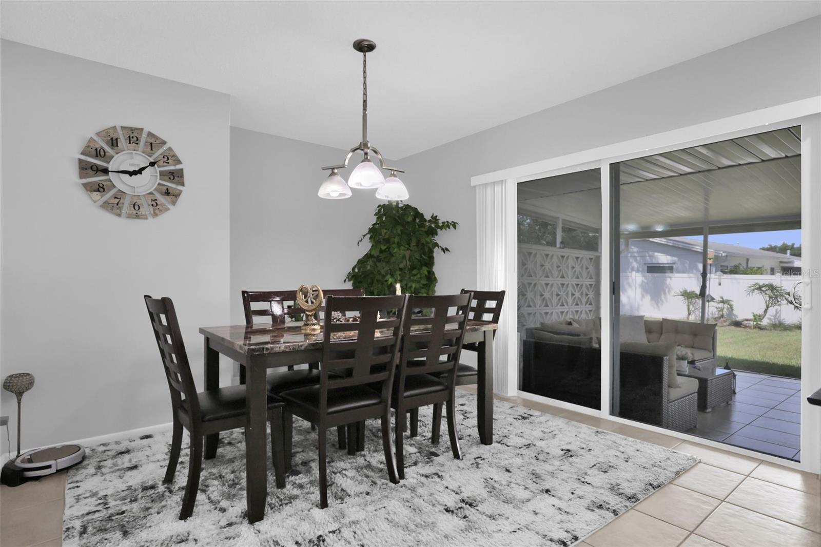 14 APPLE HILL HOLLOW