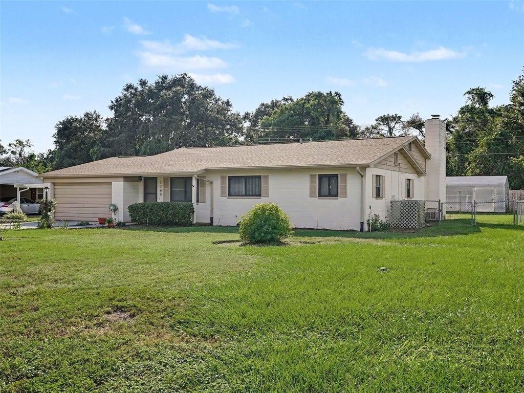 Photo of 1208 Pleasant Place, Lakeland, FL 33801 (MLS # TB8560526)
