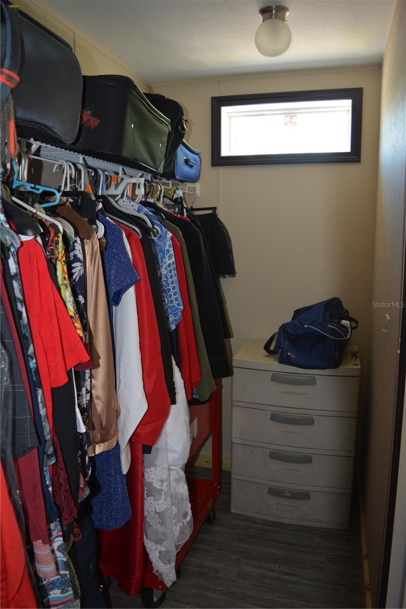 HIGH SPGS HILLS SUB - Residential