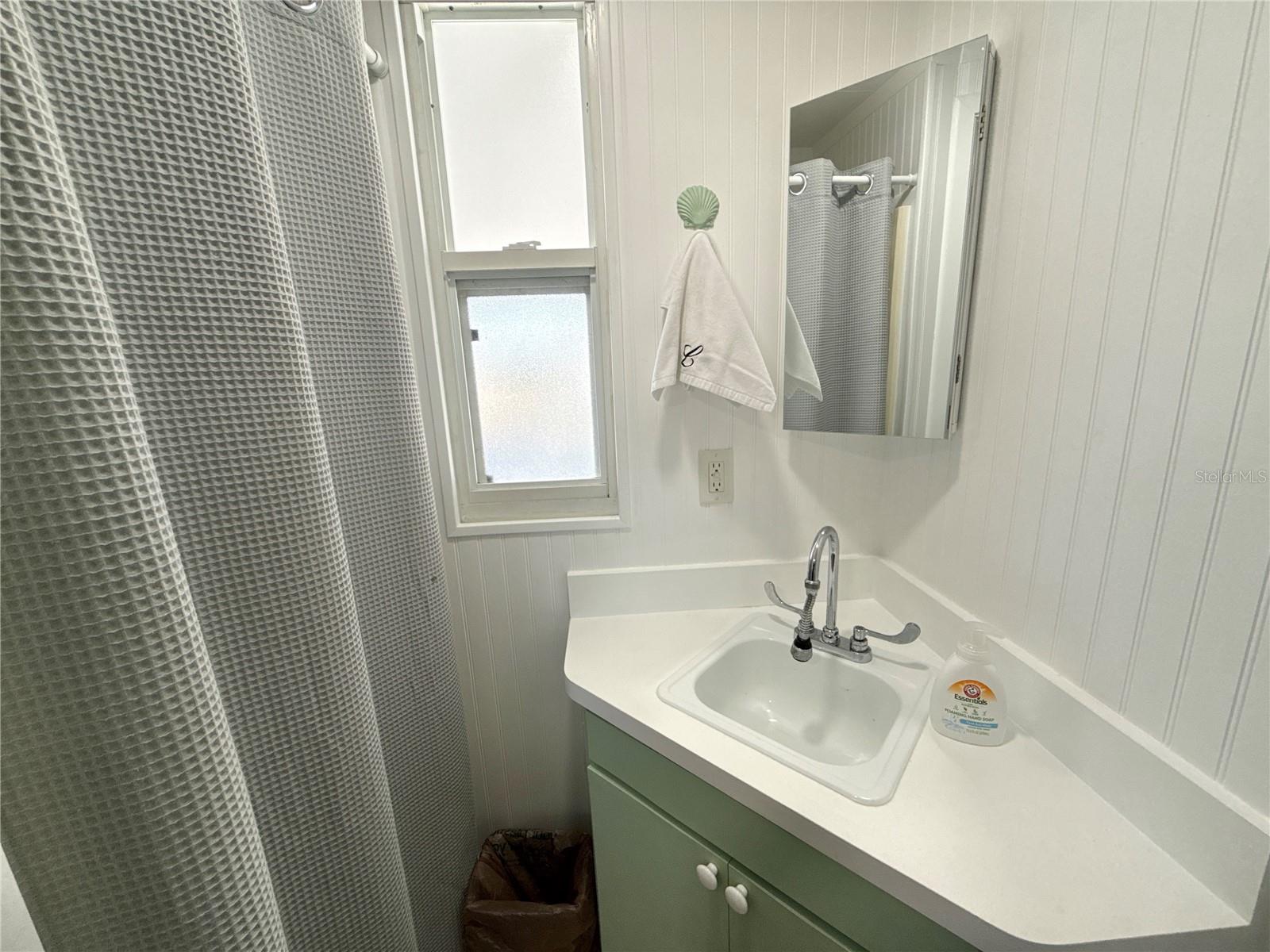 MOBEL AMERICANA MOBILE HOME PARK UNREC - Residential