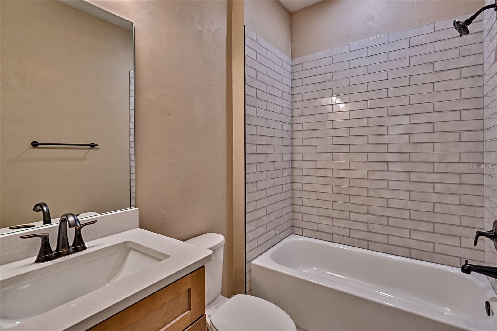 KCE REP OF PORT - Residential